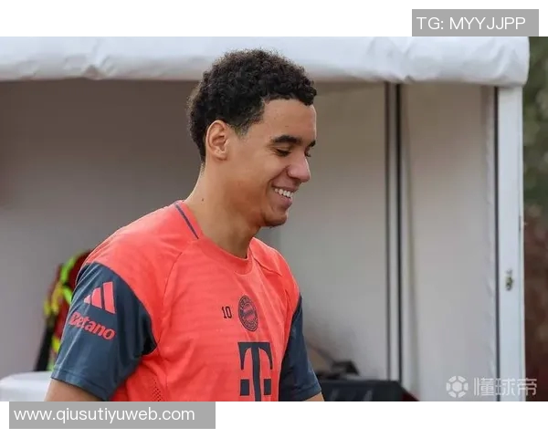 戴维斯参与合练复出在即穆西亚拉预计明年初回归球队